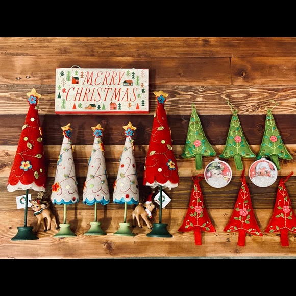 Holiday Decor Set